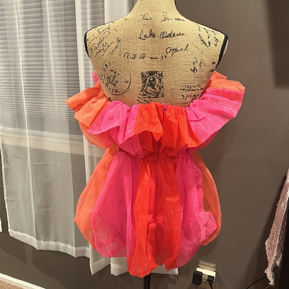 NWT Mini Ruffle Dress - Picture 2 of 3